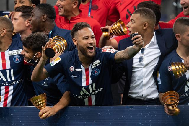 中超：“齐鲁德比”上演进球大战 青岛海牛赢球积分转正